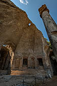 Villa Adriana - Canopo e Serapeo, uno dei complessi pi originali e spettacolari della villa.